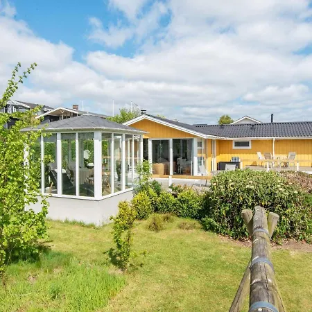 別荘 6 Person Holiday Home In Hejls